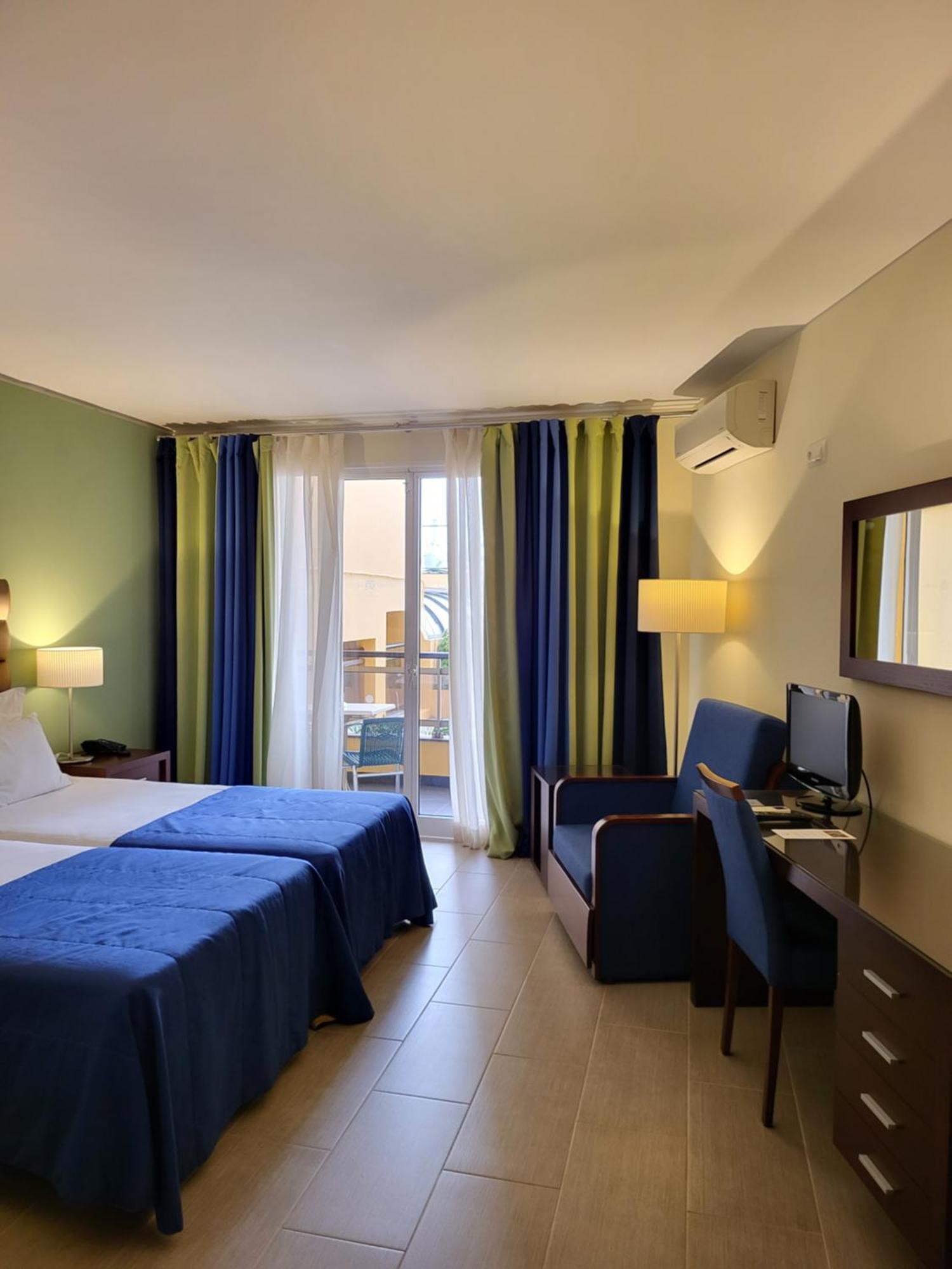 Hotel Cais Da Oliveira Caniço Exteriér fotografie